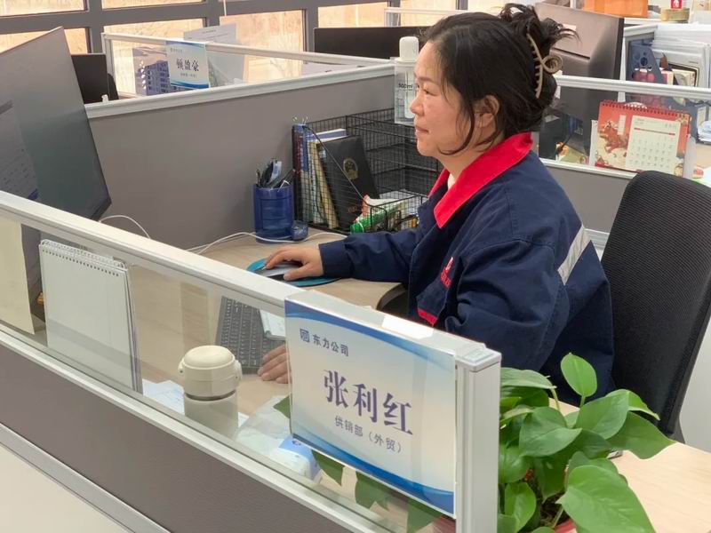 喜报 | 从生产一线到全球市场：东力公司张利红荣膺洛阳市“河洛专才”称号